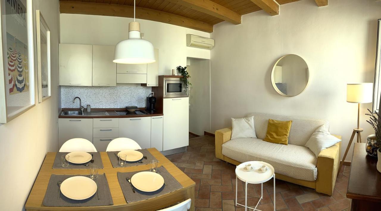 Appartements Dans Agreable Maison De Ville Centre Historique De Rimini Zewnętrze zdjęcie